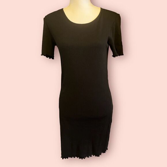 Vero Moda Ribbed Short Sleeve T-shirt Dress - Picture 1 of 11